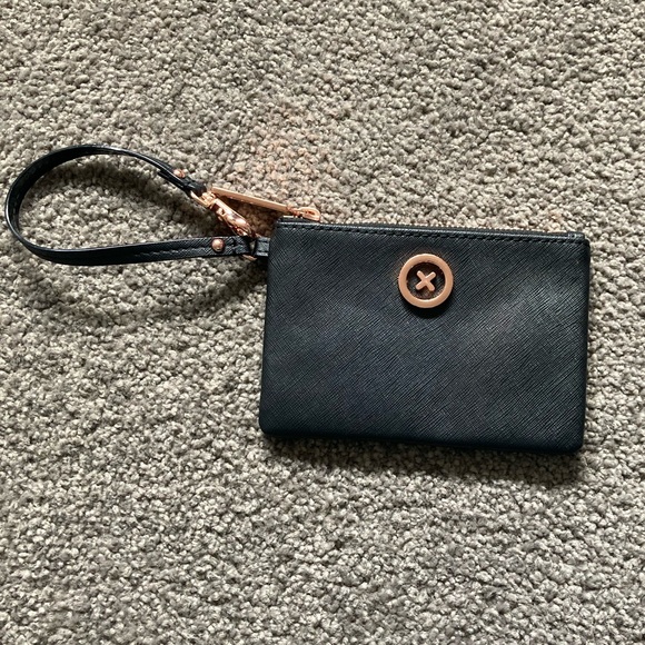 Black Mimco Wristlet New without tags - Picture 4 of 7